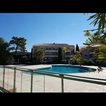 4 Pers Vue Les Issambres Apartment *